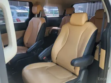 2021 Kia Carnival с пробегом 69 936 км