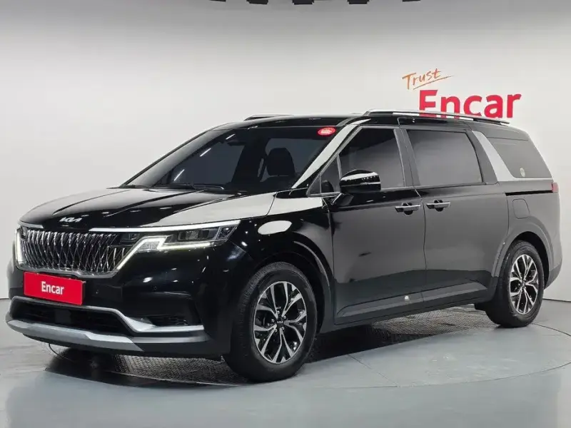 2022 Kia Carnival с пробегом 47 129 км