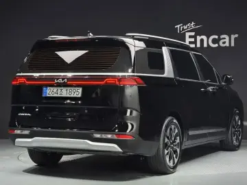 2022 Kia Carnival с пробегом 59 750 км
