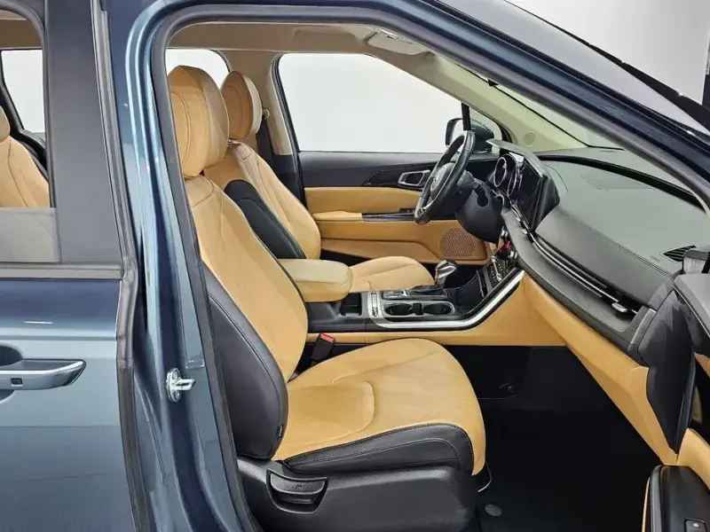 2021 Kia Carnival с пробегом 81 487 км