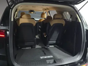 2022 Kia Carnival с пробегом 59 750 км