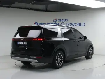 2022 Kia Carnival с пробегом 79 297 км