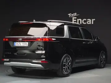 2021 Kia Carnival с пробегом 24 558 км