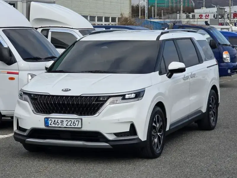 2021 Kia Carnival с пробегом 78 395 км