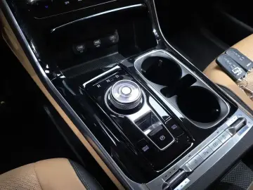 2023 Kia Carnival с пробегом 80 195 км