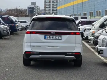 2021 Kia Carnival с пробегом 78 395 км