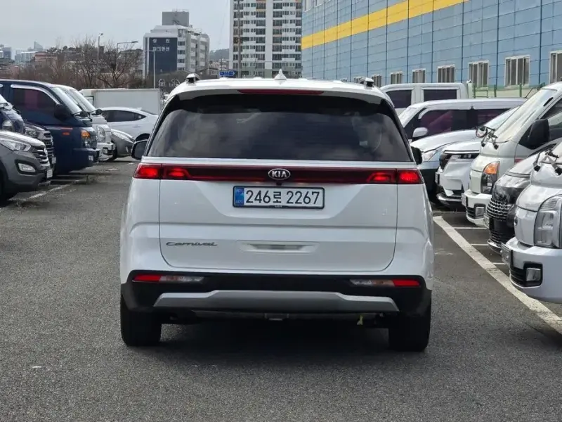 2021 Kia Carnival с пробегом 78 395 км