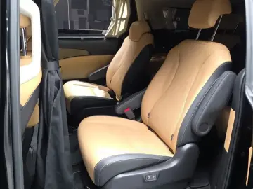 2023 Kia Carnival с пробегом 80 195 км