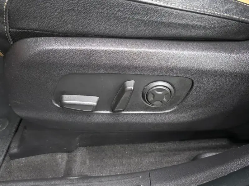 2023 Kia Carnival с пробегом 80 195 км