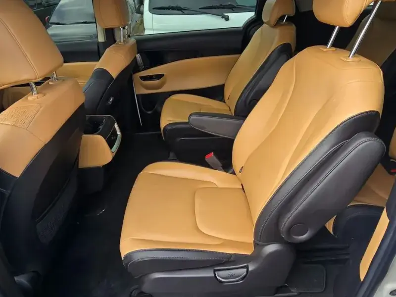 2021 Kia Carnival с пробегом 78 395 км
