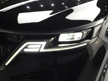 2023 Kia Carnival с пробегом 80 195 км