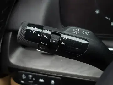 2023 Kia Carnival с пробегом 80 195 км