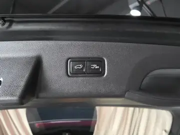 2023 Kia Carnival с пробегом 80 195 км