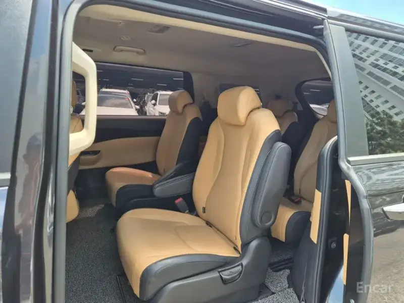 2021 Kia Carnival с пробегом 57 527 км