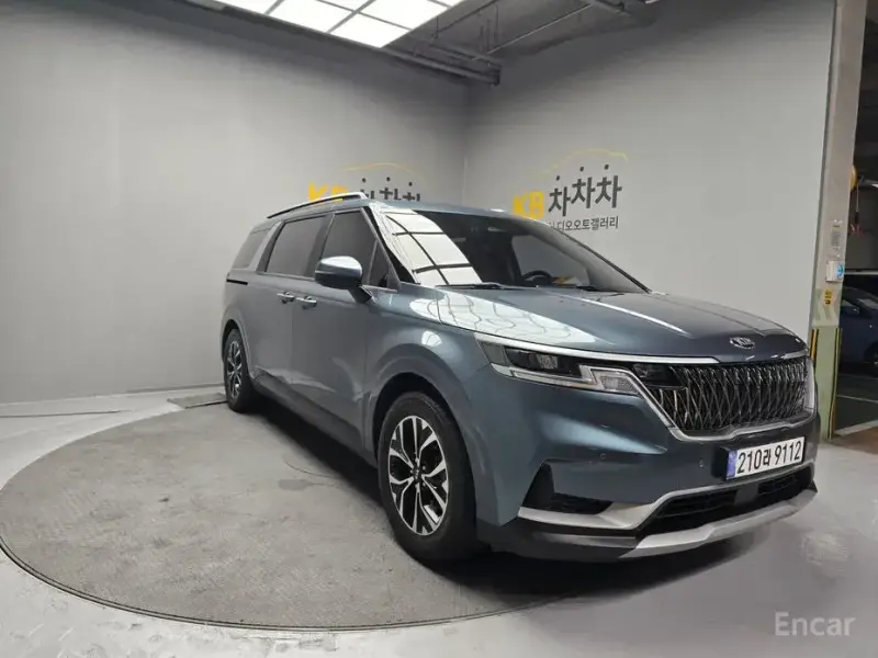 2021 Kia Carnival с пробегом 109 000 км