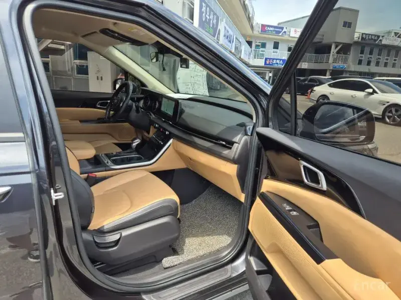2021 Kia Carnival с пробегом 57 527 км