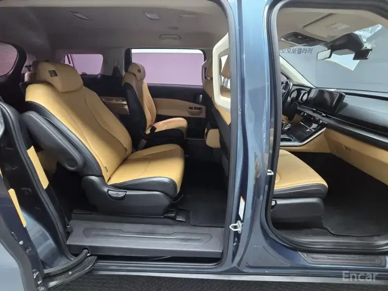 2021 Kia Carnival с пробегом 109 000 км