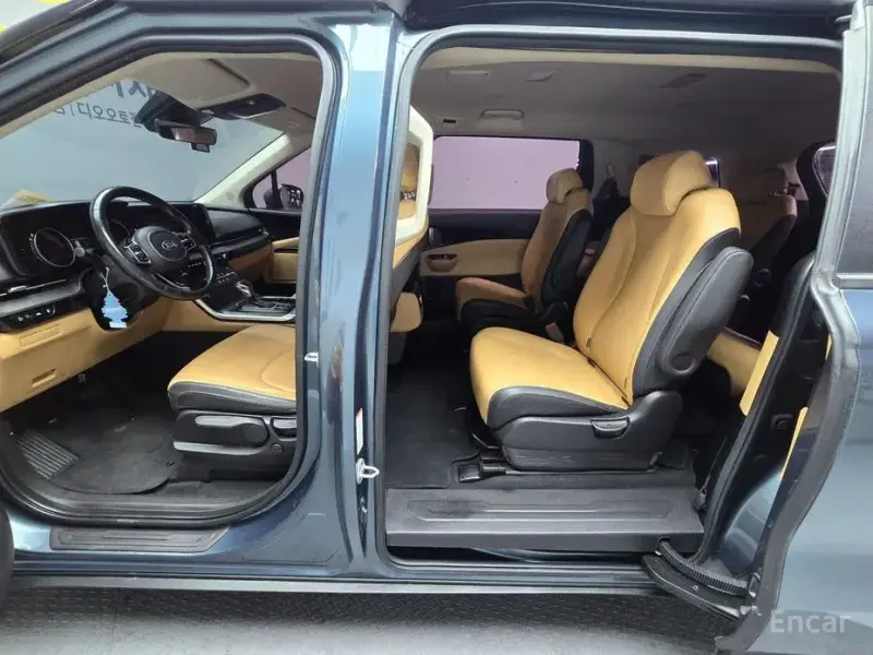 2021 Kia Carnival с пробегом 109 000 км