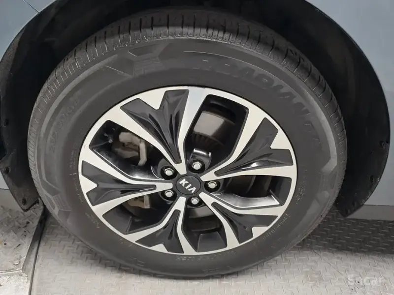 2021 Kia Carnival с пробегом 109 000 км