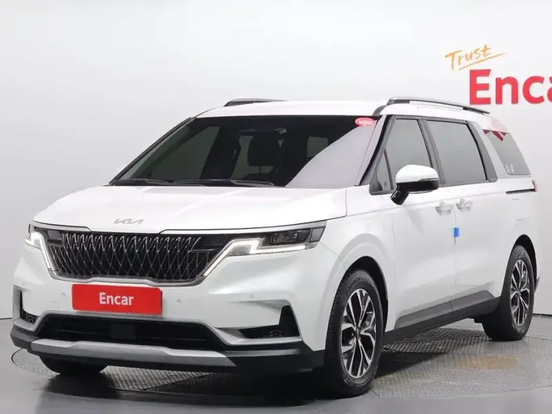 2022 Kia Carnival с пробегом 63 572 км