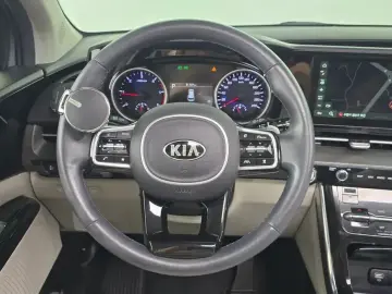 2021 Kia Carnival с пробегом 79 904 км