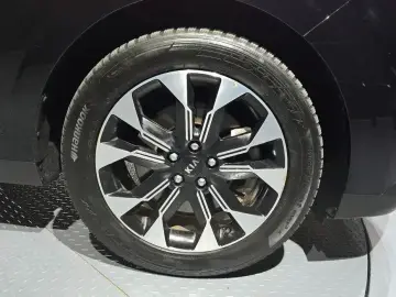 2021 Kia Carnival с пробегом 102 746 км