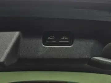 2021 Kia Carnival с пробегом 79 904 км