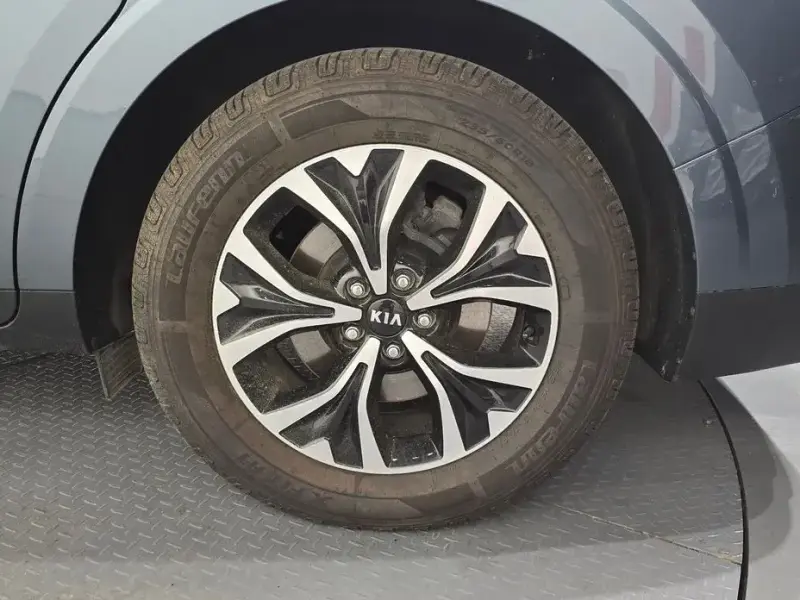 2021 Kia Carnival с пробегом 79 904 км
