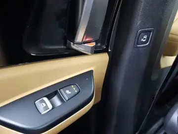 2022 Kia Carnival с пробегом 59 566 км