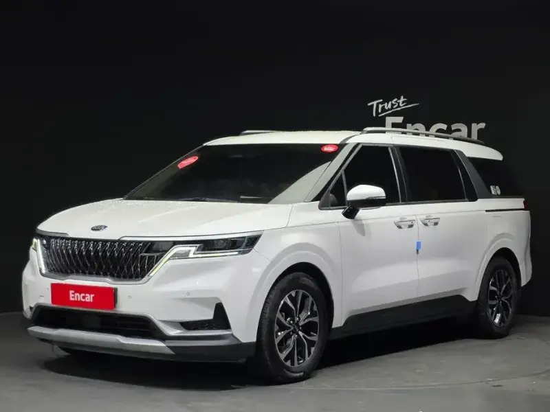 2021 Kia Carnival с пробегом 121 101 км