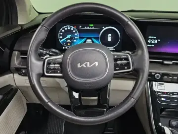 2022 Kia Carnival с пробегом 58 550 км