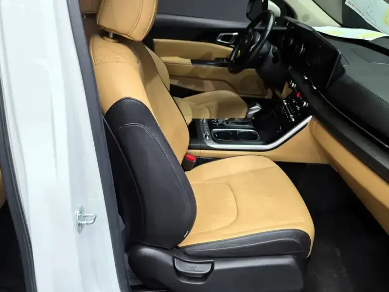2021 Kia Carnival с пробегом 121 101 км