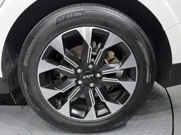 2022 Kia Carnival с пробегом 87 503 км