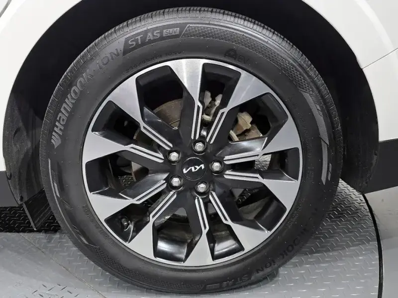 2022 Kia Carnival с пробегом 87 503 км