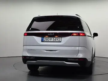 2021 Kia Carnival с пробегом 135 628 км