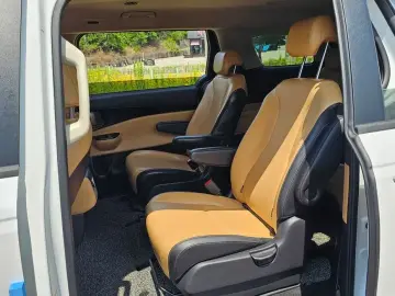 2021 Kia Carnival с пробегом 90 818 км