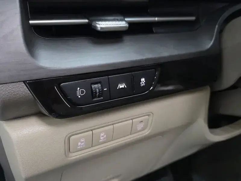 2021 Kia Carnival с пробегом 135 628 км