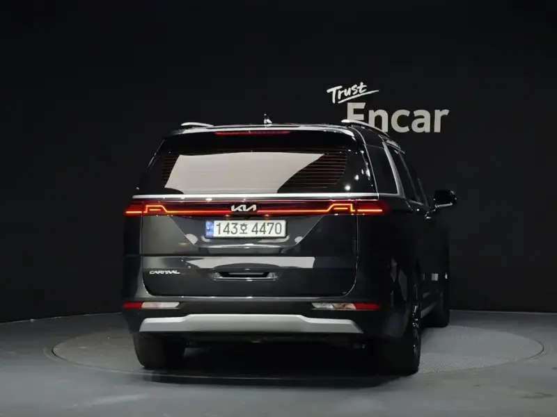 2022 Kia Carnival с пробегом 102 269 км