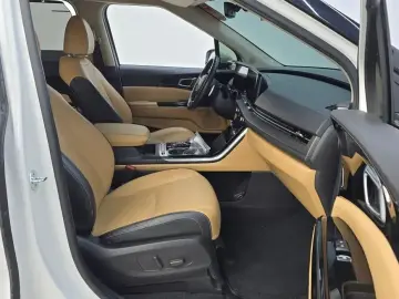 2021 Kia Carnival с пробегом 68 405 км
