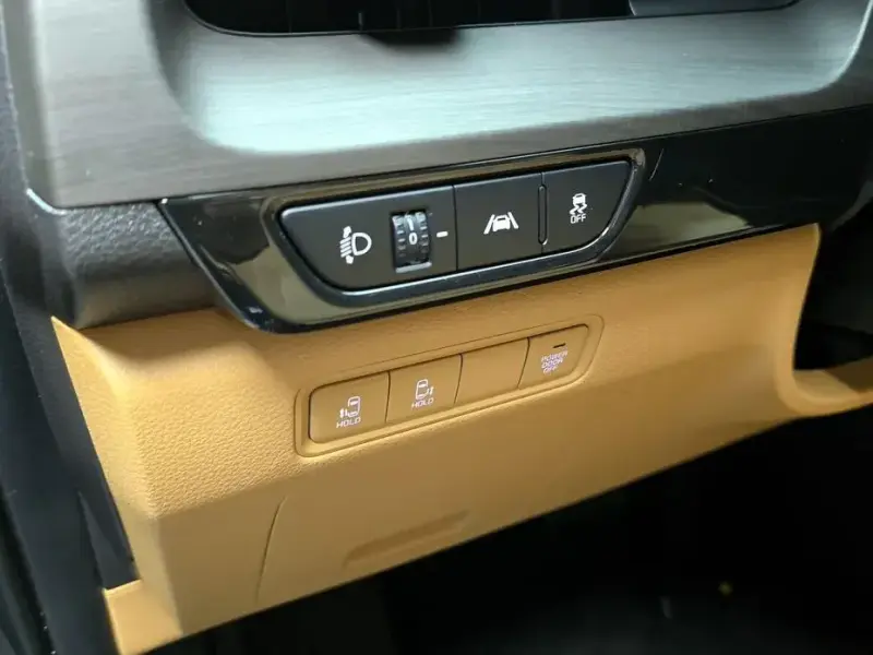 2022 Kia Carnival с пробегом 102 269 км