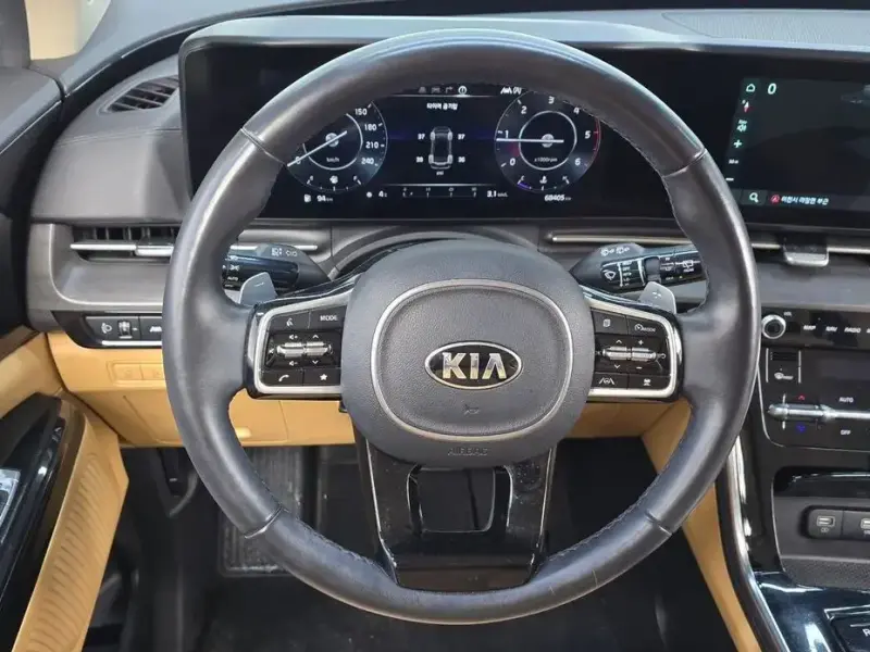2021 Kia Carnival с пробегом 68 405 км
