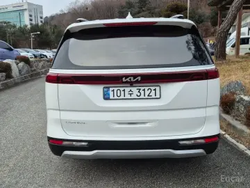 2022 Kia Carnival с пробегом 39 370 км