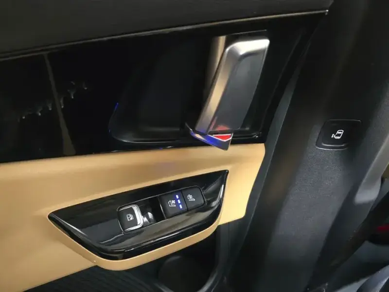 2021 Kia Carnival с пробегом 68 405 км