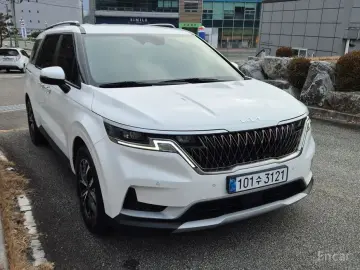 2022 Kia Carnival с пробегом 39 370 км