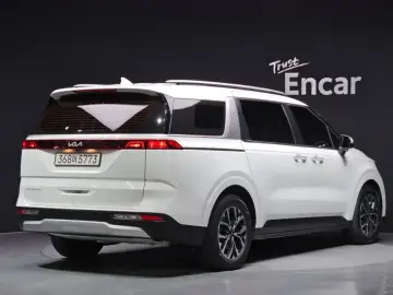 2022 Kia Carnival с пробегом 71 821 км