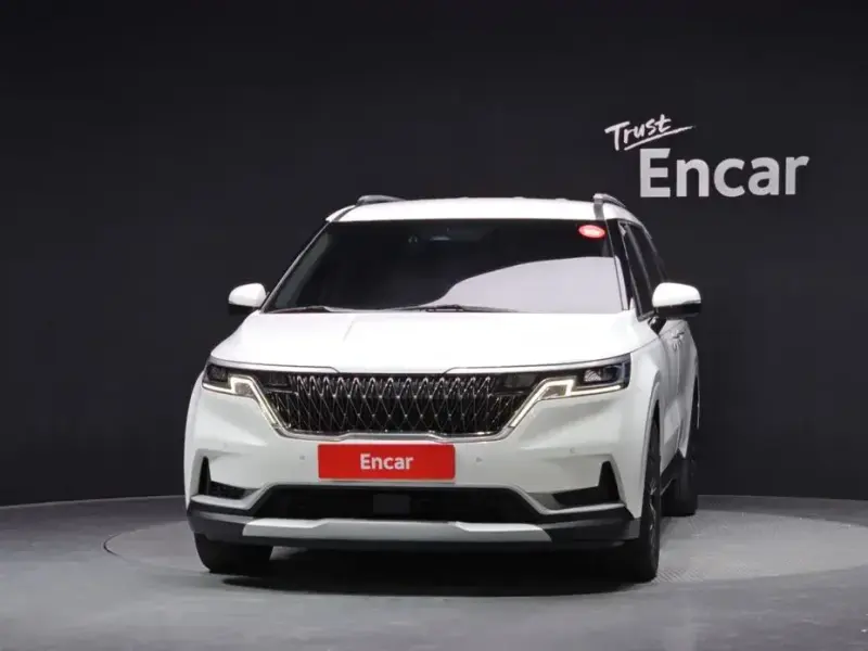 2022 Kia Carnival с пробегом 71 821 км