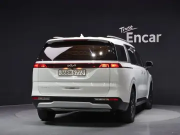 2022 Kia Carnival с пробегом 71 821 км