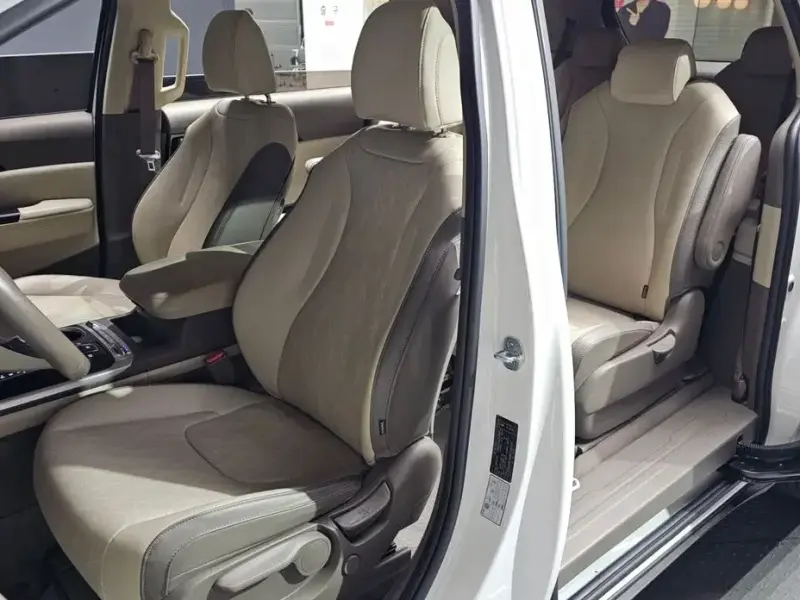 2022 Kia Carnival с пробегом 71 821 км