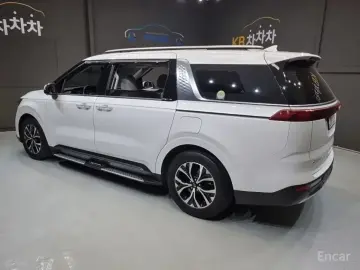 2021 Kia Carnival с пробегом 129 045 км