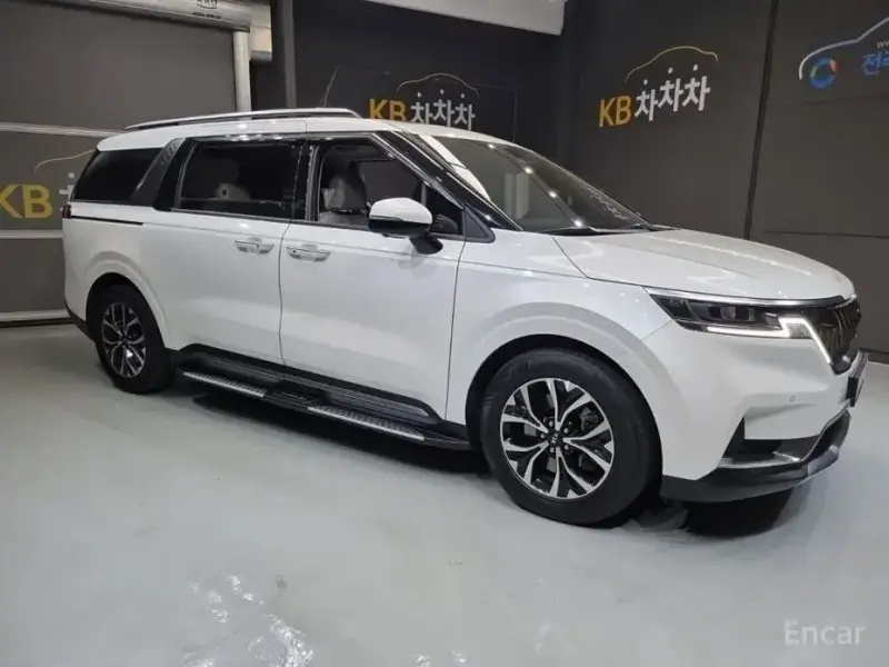 2021 Kia Carnival с пробегом 129 045 км